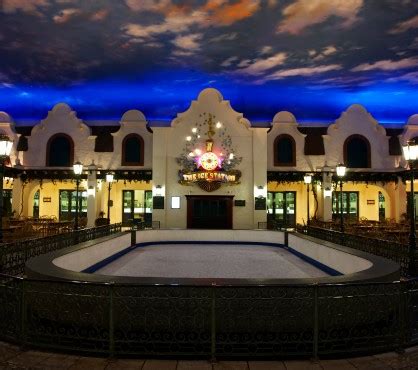 Holiday on Ice at GrandWest Casino's Ice Station.